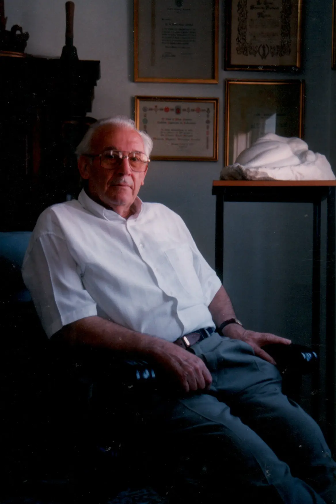 Retrato del escultor Antonio García Mengual